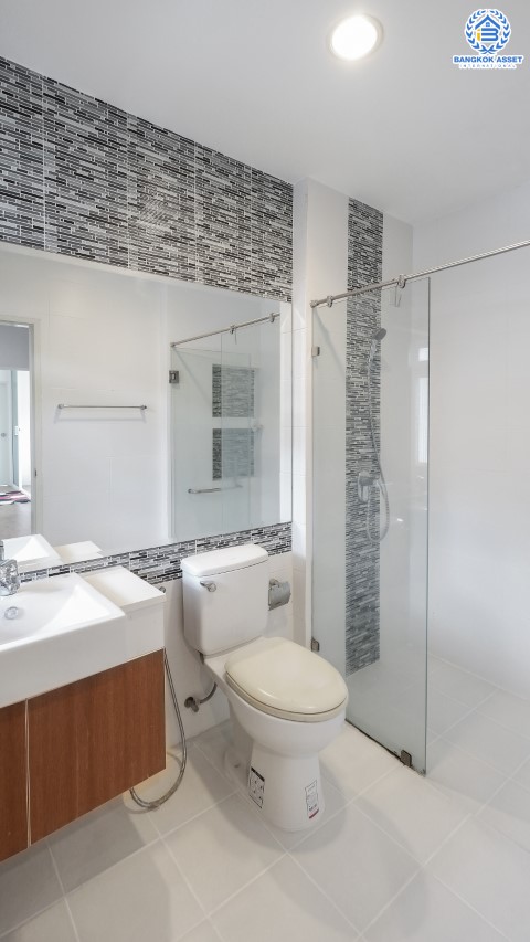 บ้านเดี่ยวมือสองย่านนนทบุรี ม.บางกอก บูเลอวาร์ด ราชพฤกษ์-พระราม5 หลังมุม! เนื้อที่ 56 ตร.ว. ตกแต่ง Built-in ฟังก์ชัน 3 ห้องนอน 4 ห้องน้ำ 2 ที่จอกรถ พร้อมอยู่ บนทำเลเดินทางสะดวก ติดถนนราชพฤกษ์ ใกล้วงเวียนพระราม 5 , The Walk ราชพฤกษ์...